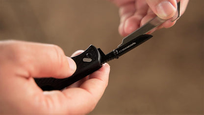 2.5" RAZOR-WORK - RazorSafe Replaceable Blade Folding Utility Knife (Black, 2 Blades)