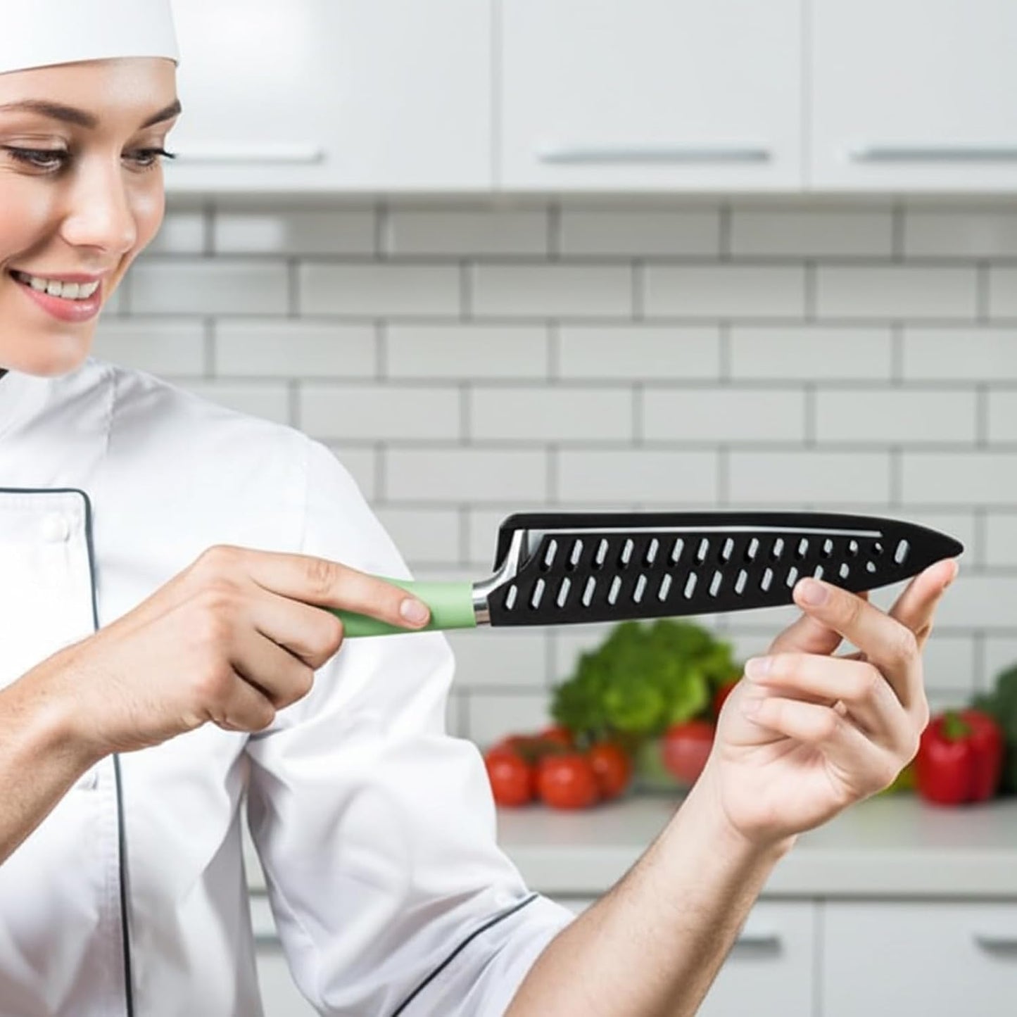 8 Pcs knife sleeve, Universal Knife Guards Set, PP Plastic Blade Safety Sheath for Paring Utility Bread Nakiri Chef Knives, Blade Protector Covers, Black