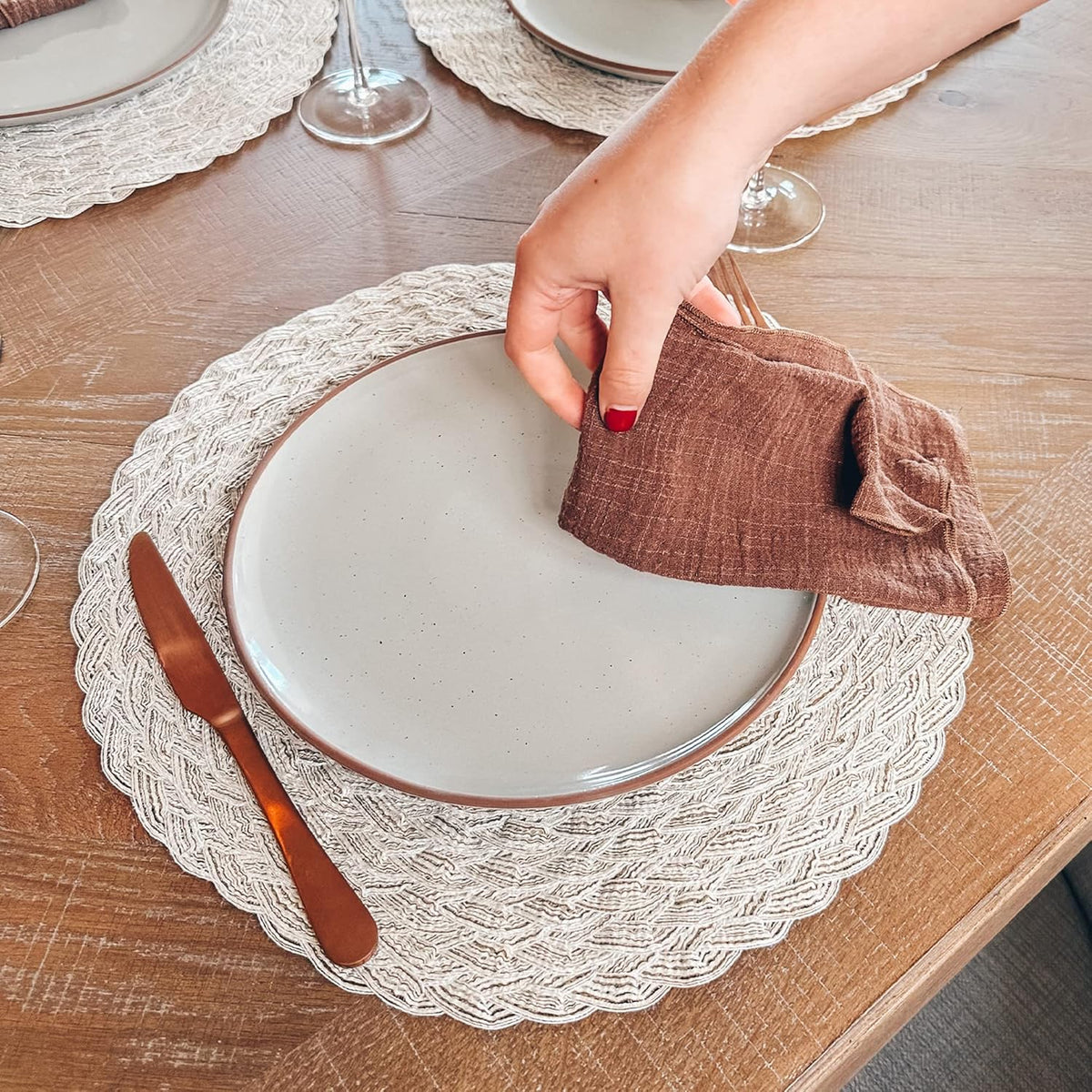 Ceramic Dinner Plates Set of 6, 10 inch Dish Set - Microwave, Oven, and Dishwasher Safe, Scratch Resistant, Modern Rustic Dinnerware- Kitchen Porcelain Serving Dishes - Vanilla White