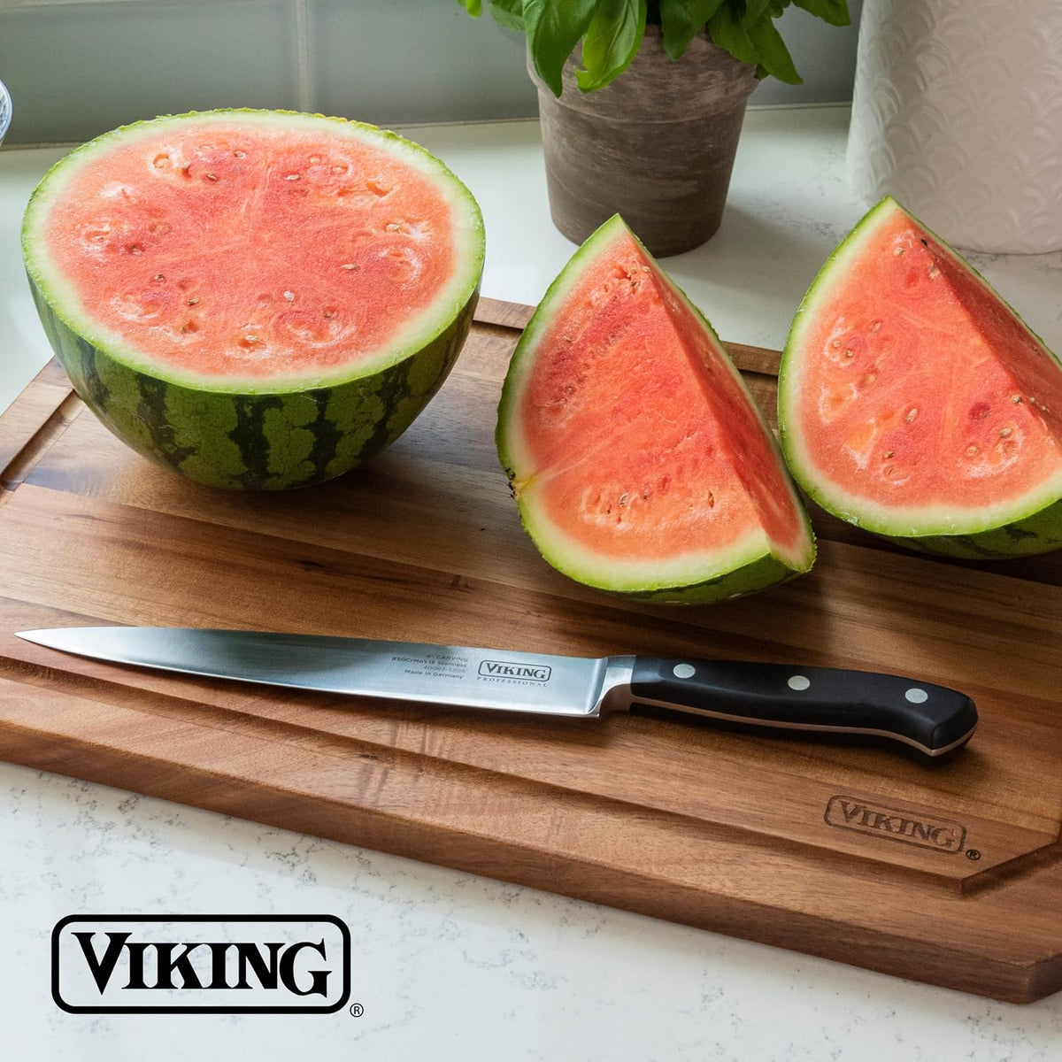 Cutting Board, Acacia Wood Kitchen Carving Board with Juice Groove, 18 x 12 x 0.75 Inch