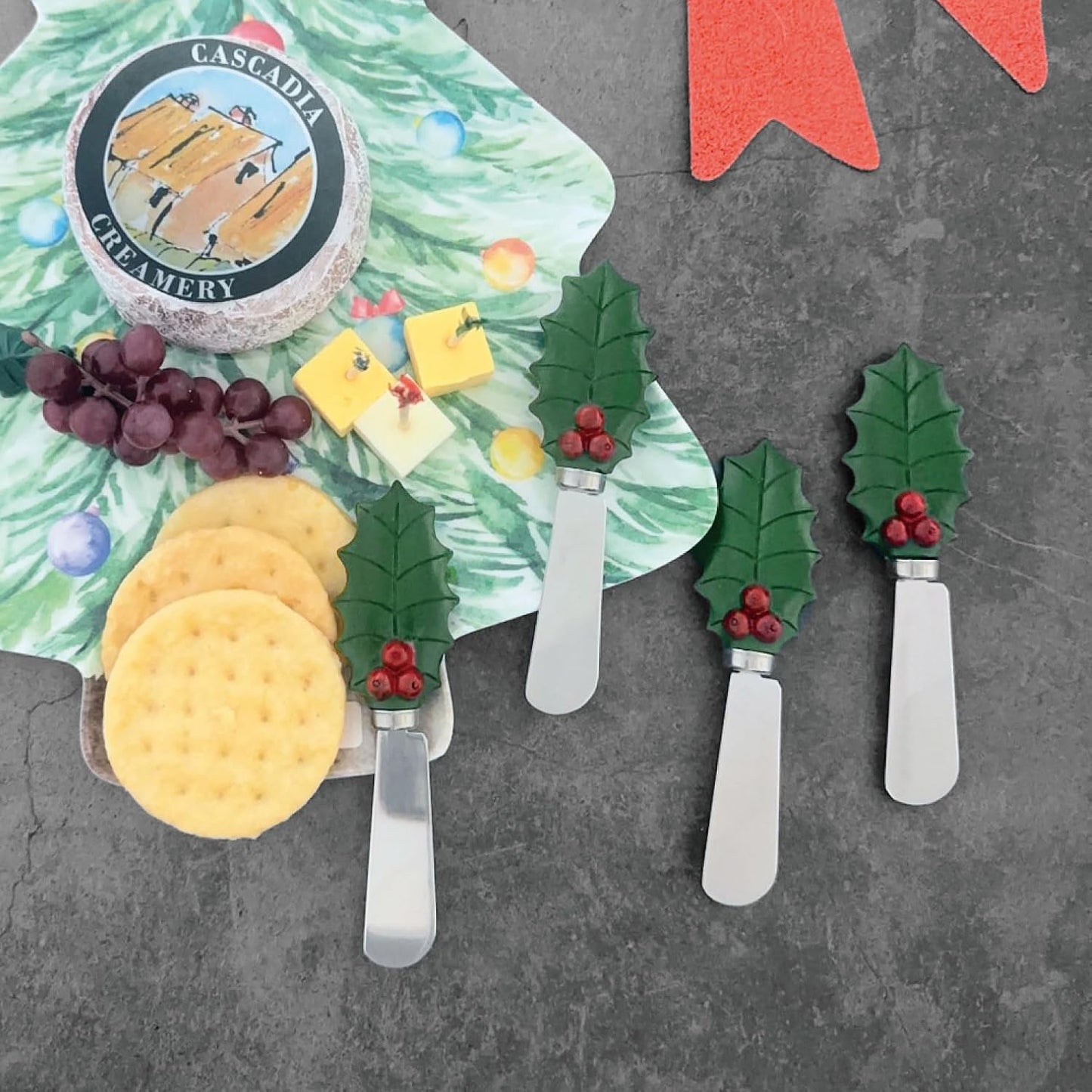 Winter Cardinal Cheese Spreaders, Hand-Painted Resin Handles with Stainless Steel Blades for Spreading Cream Cheese, Butter, Jam, or Sandwich, Set of 4