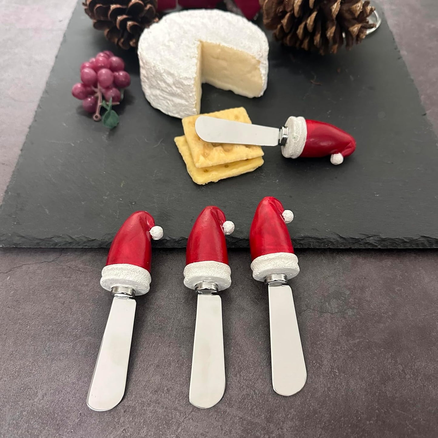 Winter Cardinal Cheese Spreaders, Hand-Painted Resin Handles with Stainless Steel Blades for Spreading Cream Cheese, Butter, Jam, or Sandwich, Set of 4