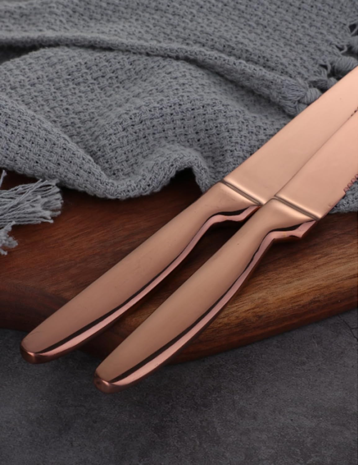 Steak Knife Set, 4-Piece Serrated Black Steak Cutlery Steak Knife, Stainless Steel Steak Cutlery Knife for Home, Restaurant, Hotel, 22cm