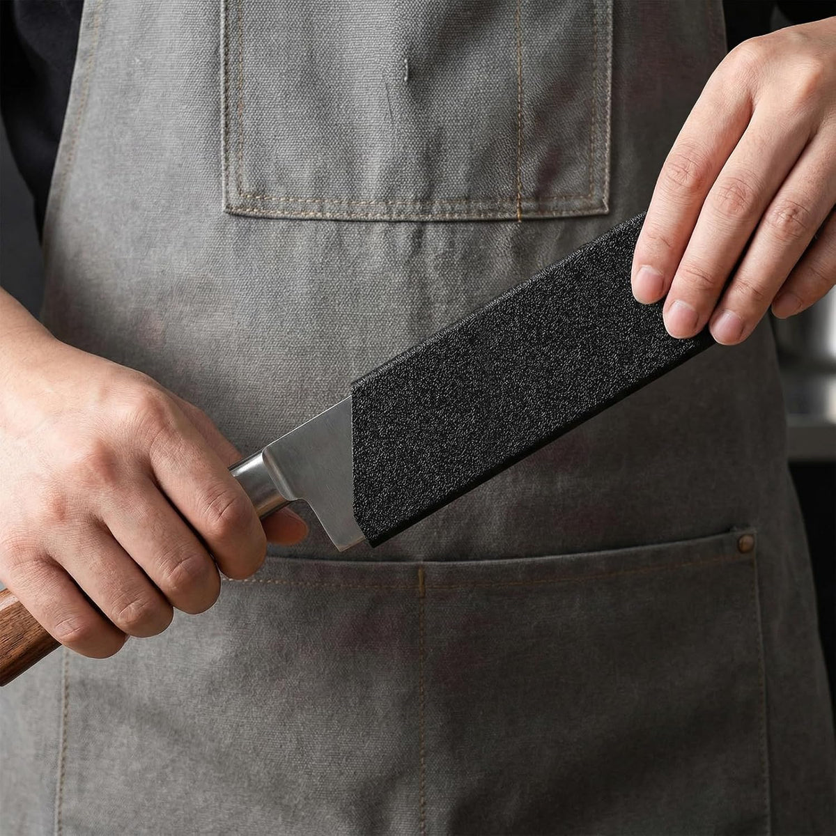 7 Inch Universal Knife Covers or Sleeves, Knife Sheath, Black ABS Knives Blade Guard Cover, Knives Edge Guard for Home Kitchen Travel Protection (7 Inch)