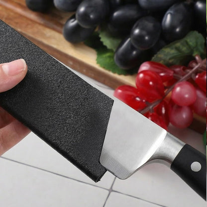 7 Inch Universal Knife Covers or Sleeves, Knife Sheath, Black ABS Knives Blade Guard Cover, Knives Edge Guard for Home Kitchen Travel Protection (7 Inch)