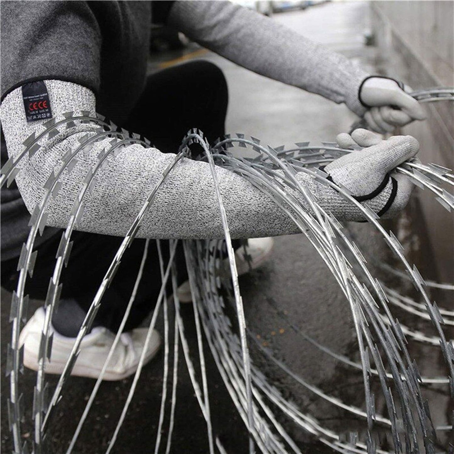 Cut Resistant Nitrile Gloves and Sleeves with EN388 Level 5 Protection