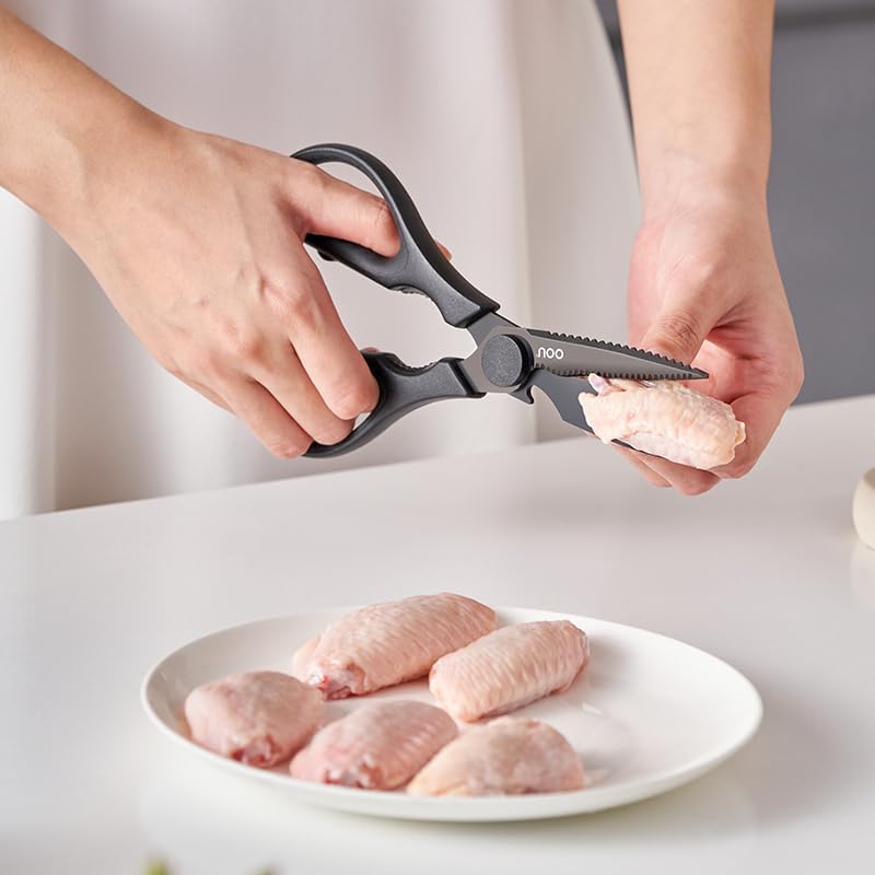 Scissors Titanium Kitchen Scissors Heavy Duty, Scissors all Purpose with Bottle Opener & Nutcracker, Dishwasher Safe Kitchen Shears for Meat, Chicken, Vegetables, Seafood & Herbs, Black