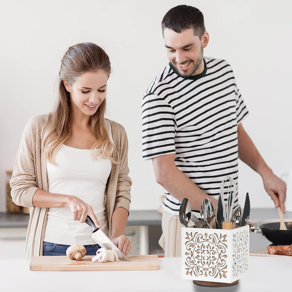 360° Rotating Wooden Utensil Holder Countertop Organizer 5.5"x6.3" | 360° rotating wooden countertop utensil holder organizer, cutlery caddy crock for spoons knives forks silverware 5.5"x6.3"