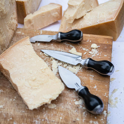 Cheesemongers Parm Set Pro - Professional Cheese Knives - for Parmesan Cheese - Stainless Steel - in Wooden Case - Ergonomic - Scoring Knife, Breaking Knife and 2 Parmesan Knives