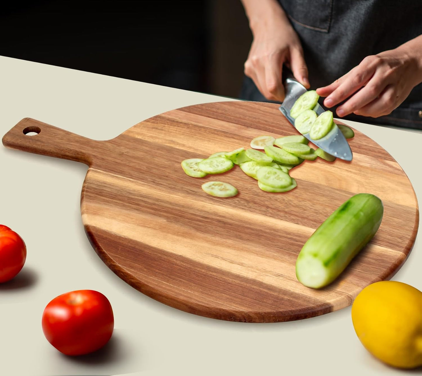Acacia Wood Cutting Board with Handle Wooden Chopping Board Round Cutting Boards for Kitchen Decor Large Charcuterie Board Tray Teak Meat Cheese Board Bread Serving Platter Butcher Block Pizza Board