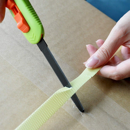 Box Cutter Retractable Blade, Safety Corrugated Cardboard Cutter Knife [Non-Stick Fluorine Coating Blade], Made in JAPAN, Green (DC-30F-1)