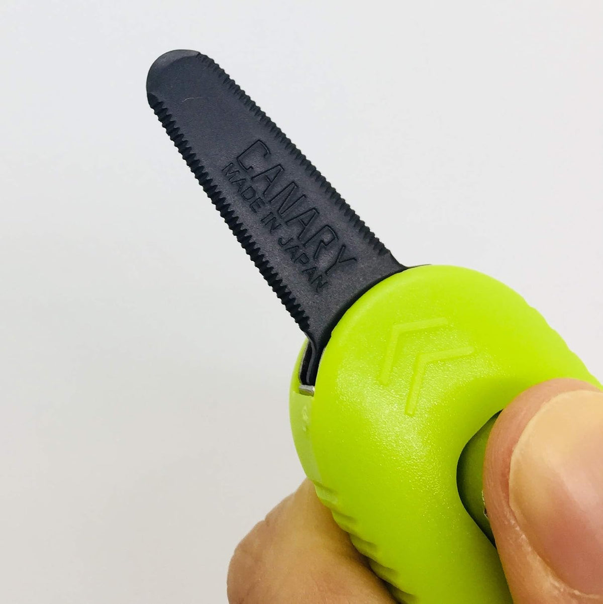 Box Cutter Retractable Blade, Safety Corrugated Cardboard Cutter Knife [Non-Stick Fluorine Coating Blade], Made in JAPAN, Green (DC-30F-1)