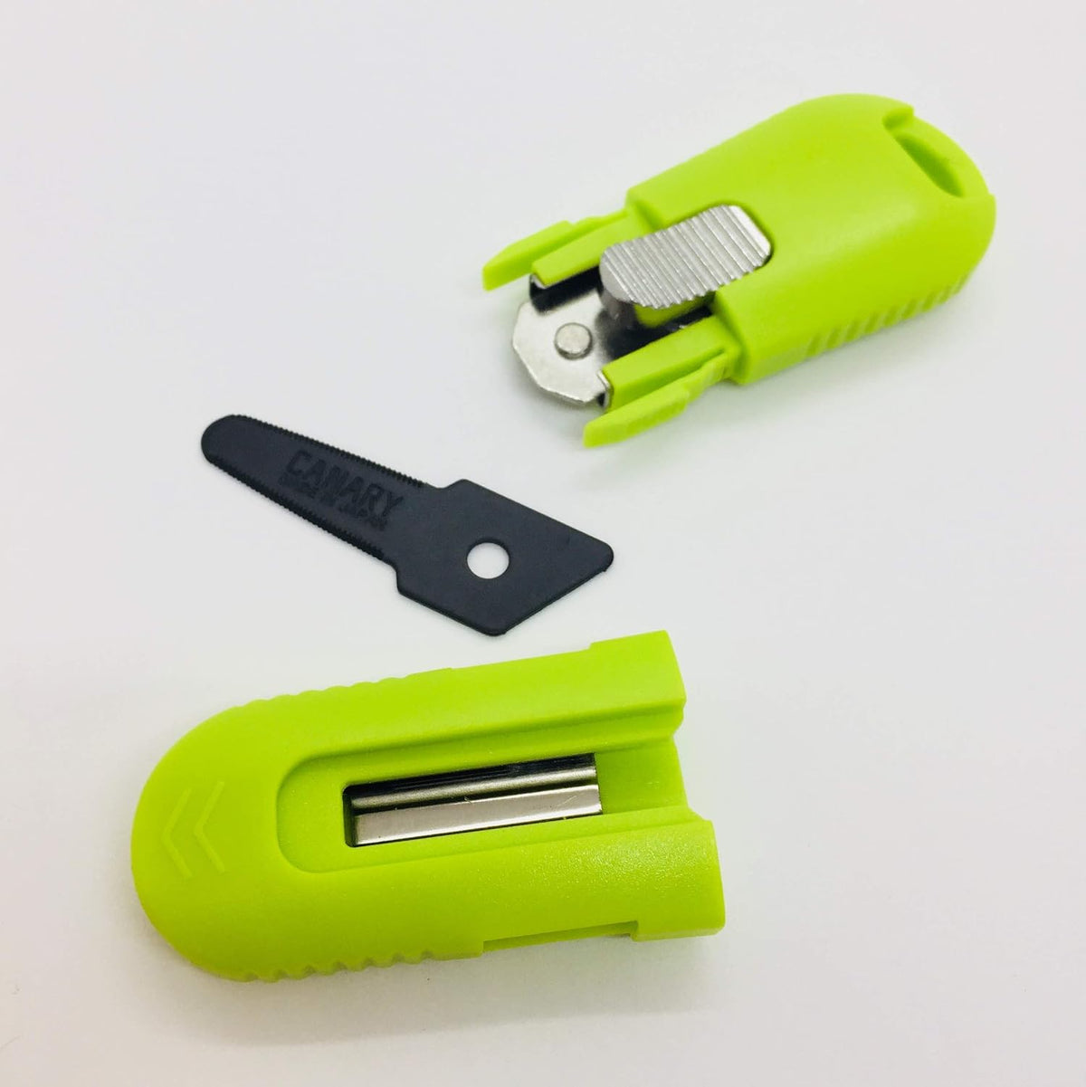 Box Cutter Retractable Blade, Safety Corrugated Cardboard Cutter Knife [Non-Stick Fluorine Coating Blade], Made in JAPAN, Green (DC-30F-1)