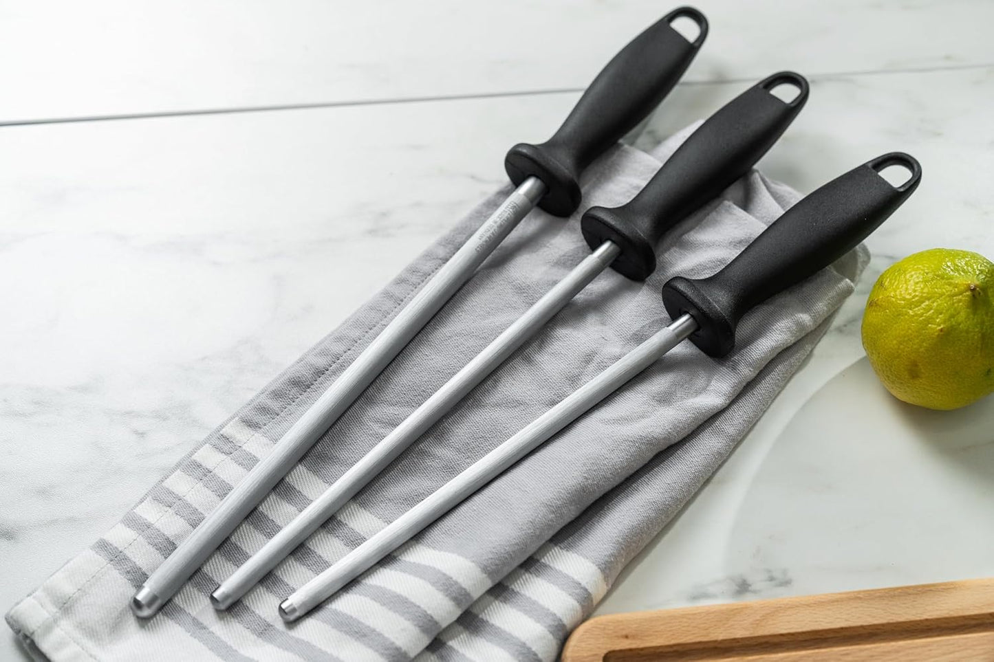 Sharpening steel, Silver/Black