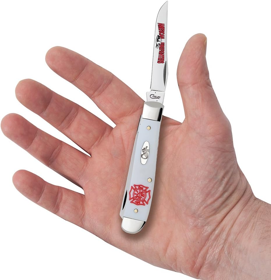 Case WR XX Pocket Knife Sparxx White Jigged Synthetic Mini Trapper Item #60186 - (6207 SS) - Length Closed: 3 1/2 Inches