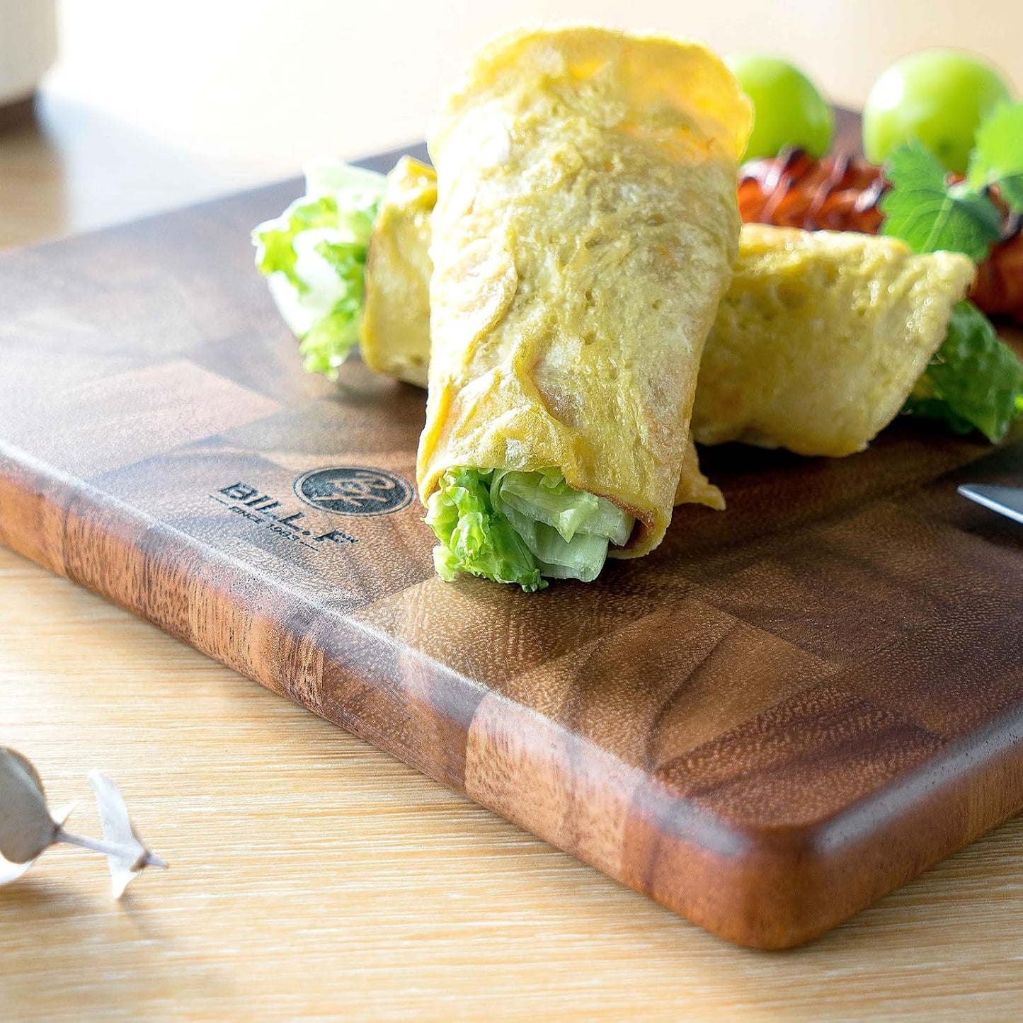End Grain Cutting Board, Acacia Wood Cutting Board with Non-slip Feet,16" x 12" x 1",Reversible Thick Heavy-Duty Wooden Chopping Board, Large Butcher Block for Kitchen