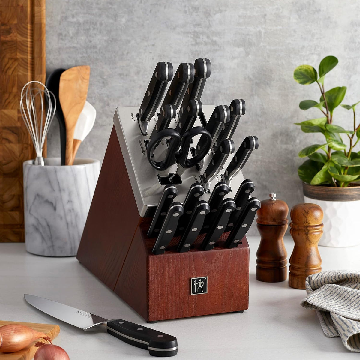 Classic Razor-Sharp Self-Sharpening Knife Set, Chef Knife, Bread Knife German Engineered Informed by 100+ Years of Mastery