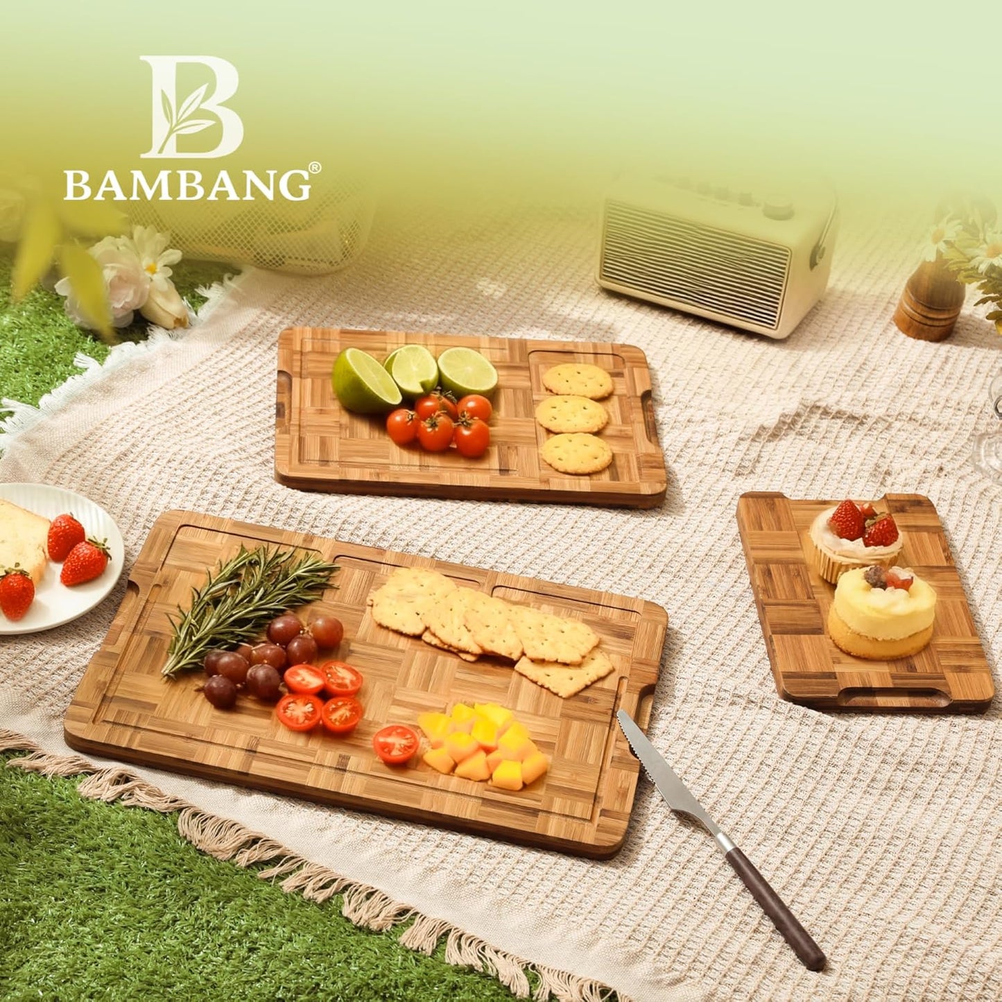 Bamboo Cutting Board, Dark Carbonized Chopping Boards Set of 3 with Stand, Butcher Block with Deep Juice Groove, Non-Toxic Wooden Cutting Boards for Kitchen Meal Prep & Serving