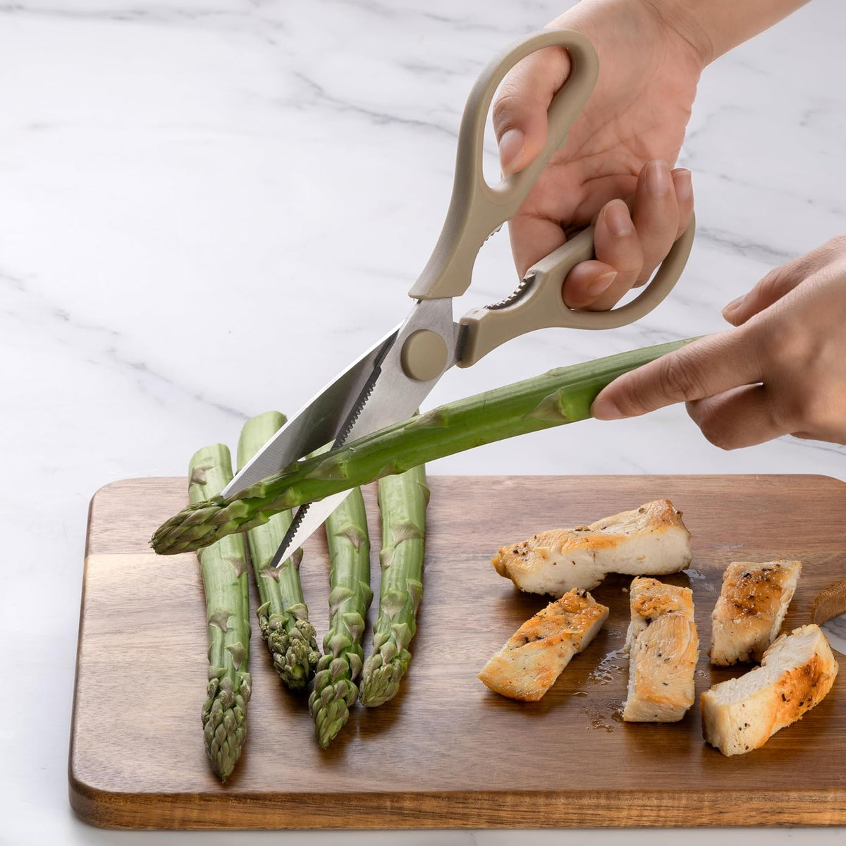Kitchen Scissors- Stainless Steel Kitchen Shears, Cooking Scissors for Cutting Meat, Chicken, Herbs and Produce with Blade Cover and Soft Grip Handles (Blue)