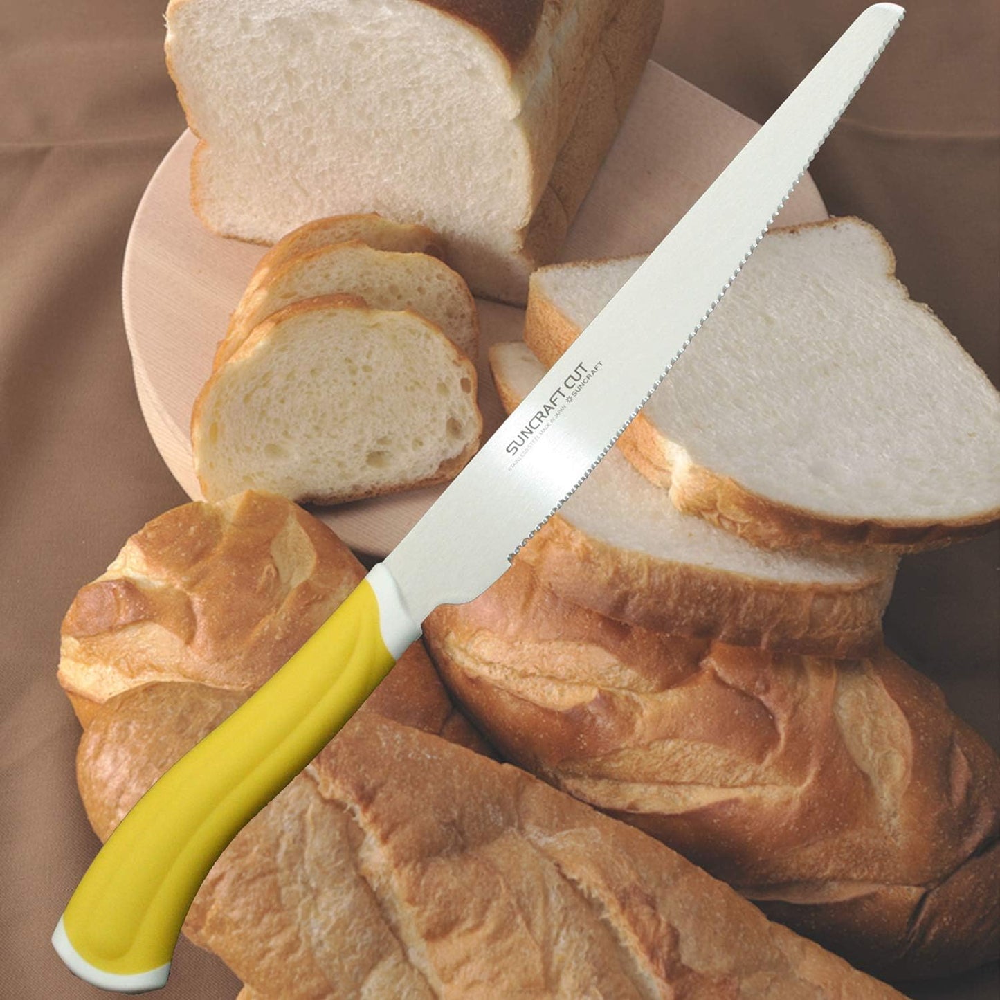 Suncraft HE-2101 Bread Knife, Smooth Bread Knife, Cleans Fresh Bread and Hard Bread, Loved by Professionals, Made in Japan