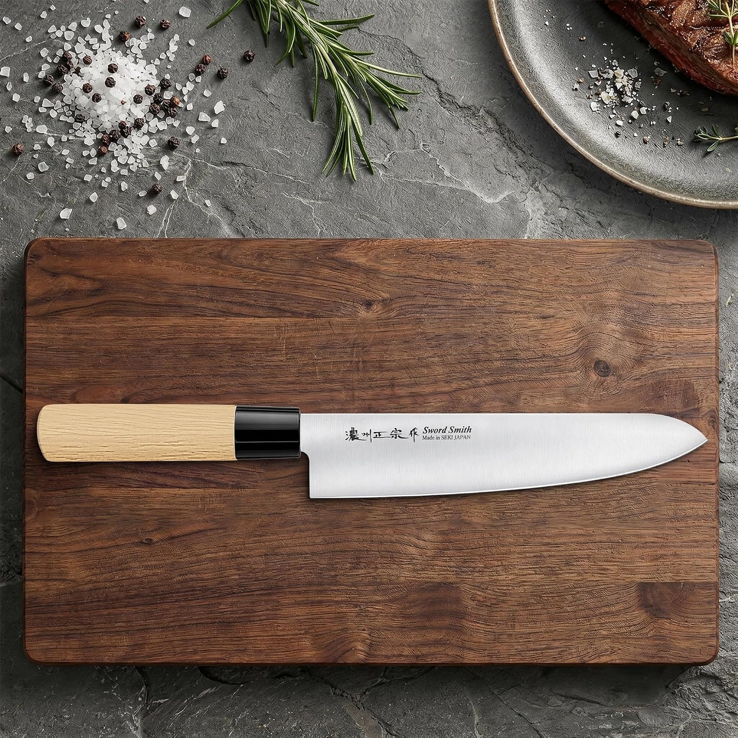 6.3 Inch Deba Knife, Made in Japan, Right-Handed Single Bevel Fish Butcher Knife, High Carbon Stainless Steel with Hammered Finish, Natural Wood Handle for Fish Filleting