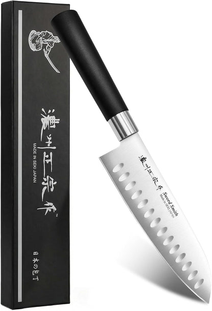 6.3 Inch Deba Knife, Made in Japan, Right-Handed Single Bevel Fish Butcher Knife, High Carbon Stainless Steel with Hammered Finish, Natural Wood Handle for Fish Filleting
