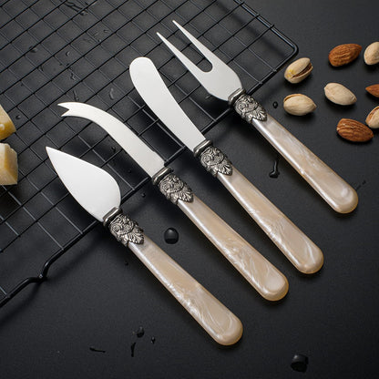 REVERIE Collection 4-piece Stainless Steel Butter Spreader Cheese Knife, Giftable Butter Knives set, Bread Knife set (Gold)