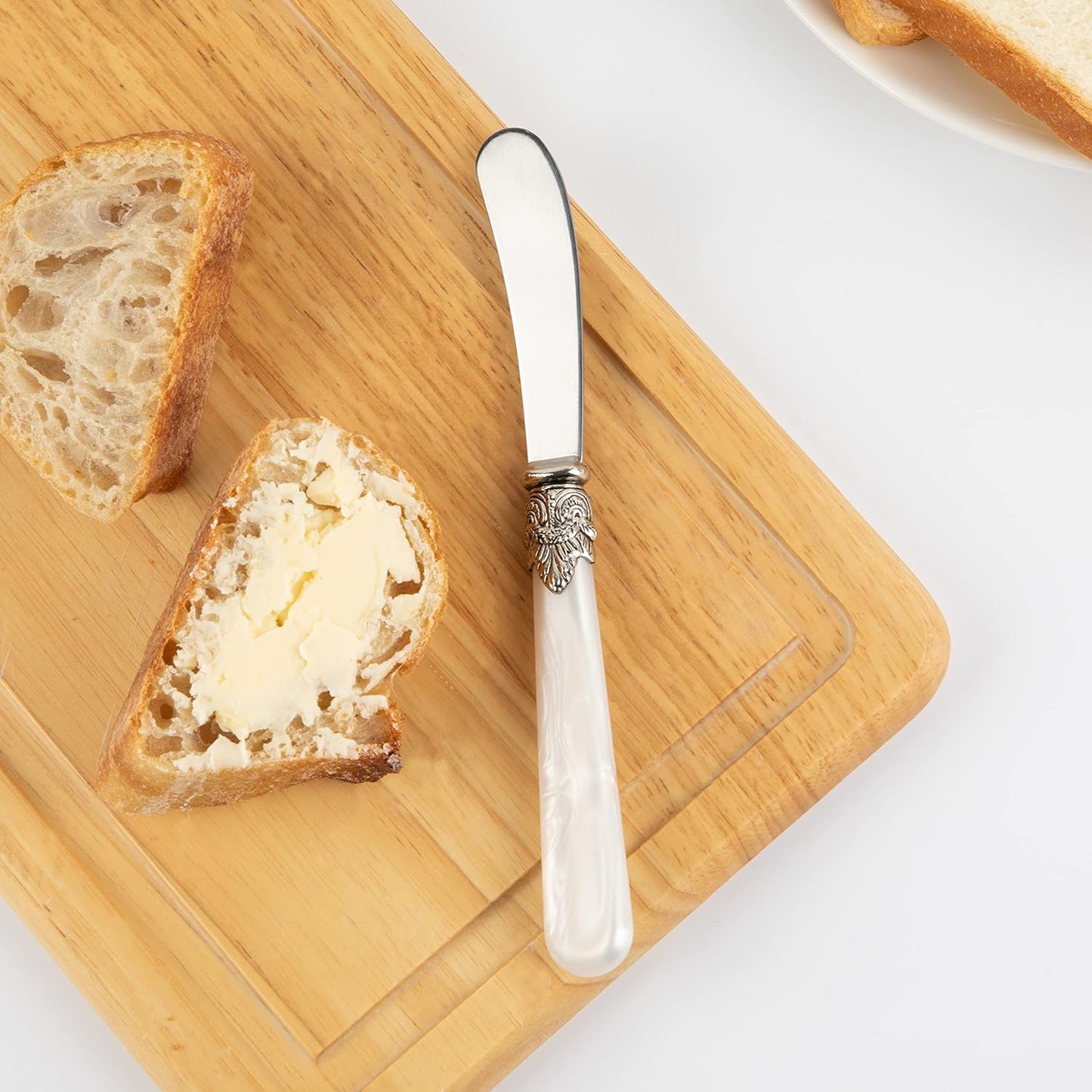 REVERIE Collection 4-piece Stainless Steel Butter Spreader Cheese Knife, Giftable Butter Knives set, Bread Knife set (Gold)