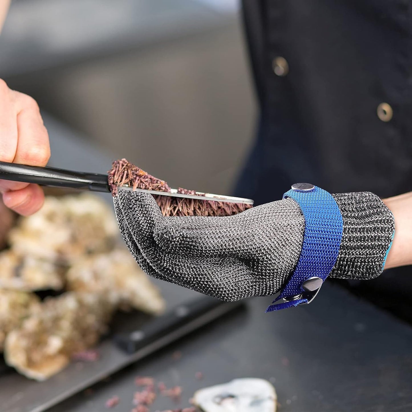 Herda Level 9 Cut Proof Glove, Chainmail Gloves Kitchen Gloves for Fish Meat Cutting Wood Carving Whittling Oyster Shucking Safety Butcher Work
