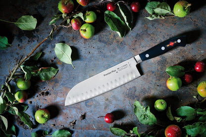 – Premier Plus Peeling Knife - Paring knife with 2.8" blade & 56 HRC - Ideal for cutting fruit & vegetables - Ultra sharp - Stainless steel - Ergonomic handle - High carbon - Made in Germany