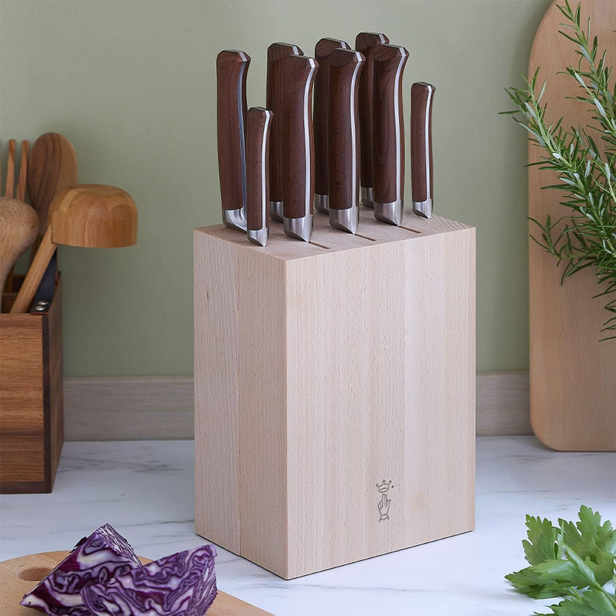 Beech Wood Knife Storage Block - Simple and elegant design - Your kitchen knives always at hand and protected - For 9 knives