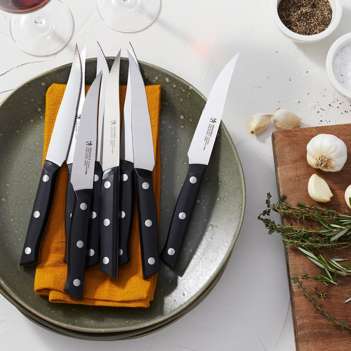 Dynamic Razor-Sharp Steak Knife Set of 4, German Engineered Informed by 100+ Years of Mastery