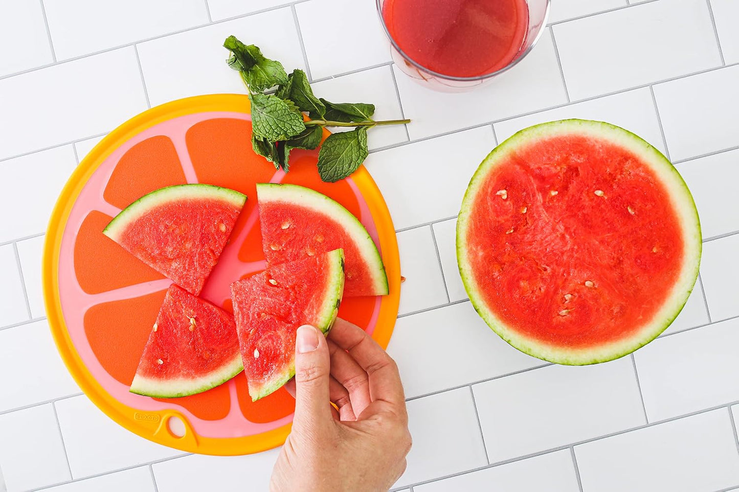Citrus Slice Cutting Board/Serving Board 9 inches, Grapefruit