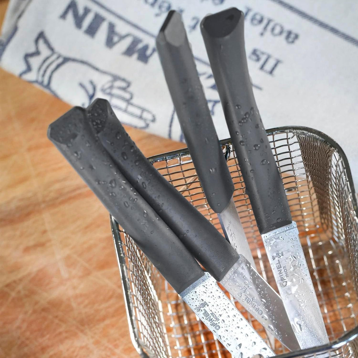 Set of 4 Bon Appetit+ Dishwasher Safe Serrated Steak Knives - Grey