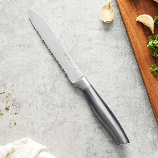 Graphite 5-inch Serrated Utility Knife