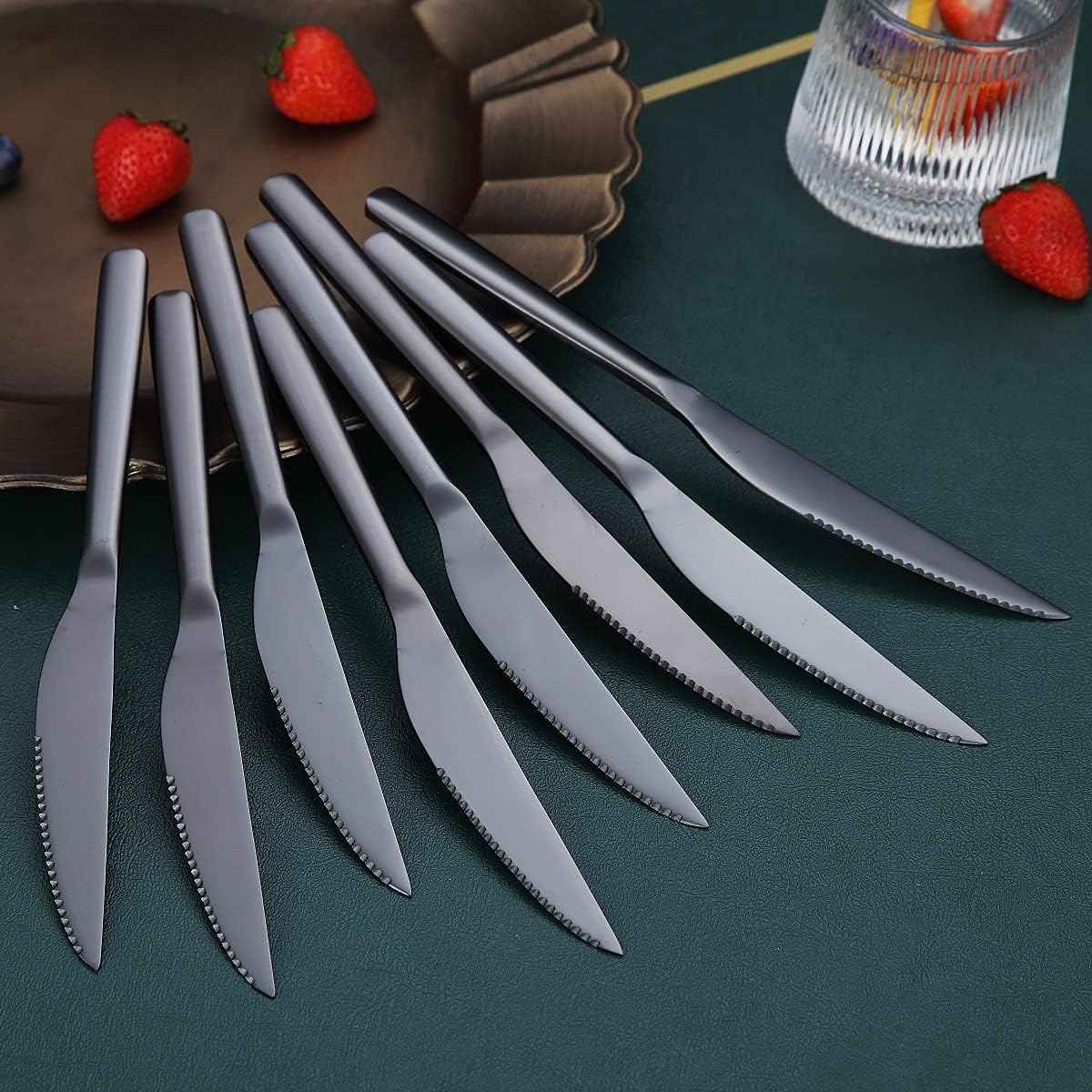 Steak Knives, 8 Piece Premium Stainless Steel Steak Knife Set, Meat Knife Sets, German Steak Knives Serrated, Tomato Knife, For Home, Kitchen or Restaurant, Dishwasher Safe (Silver-9.2 Inch)