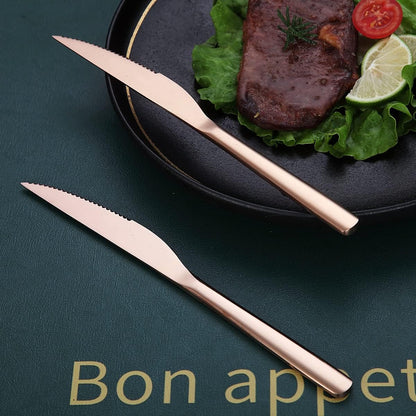 Steak Knives, 8 Piece Premium Stainless Steel Steak Knife Set, Meat Knife Sets, German Steak Knives Serrated, Tomato Knife, For Home, Kitchen or Restaurant, Dishwasher Safe (Silver-9.2 Inch)