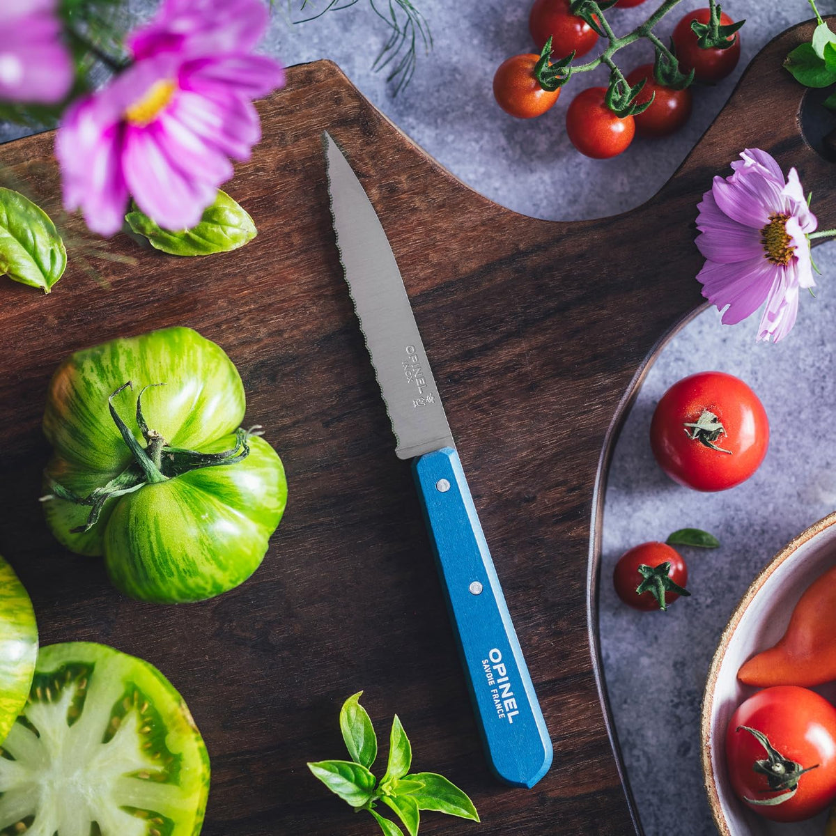 No. 113 Essential Paring Knife, Serrated Edge, Hornbeam (Natural)