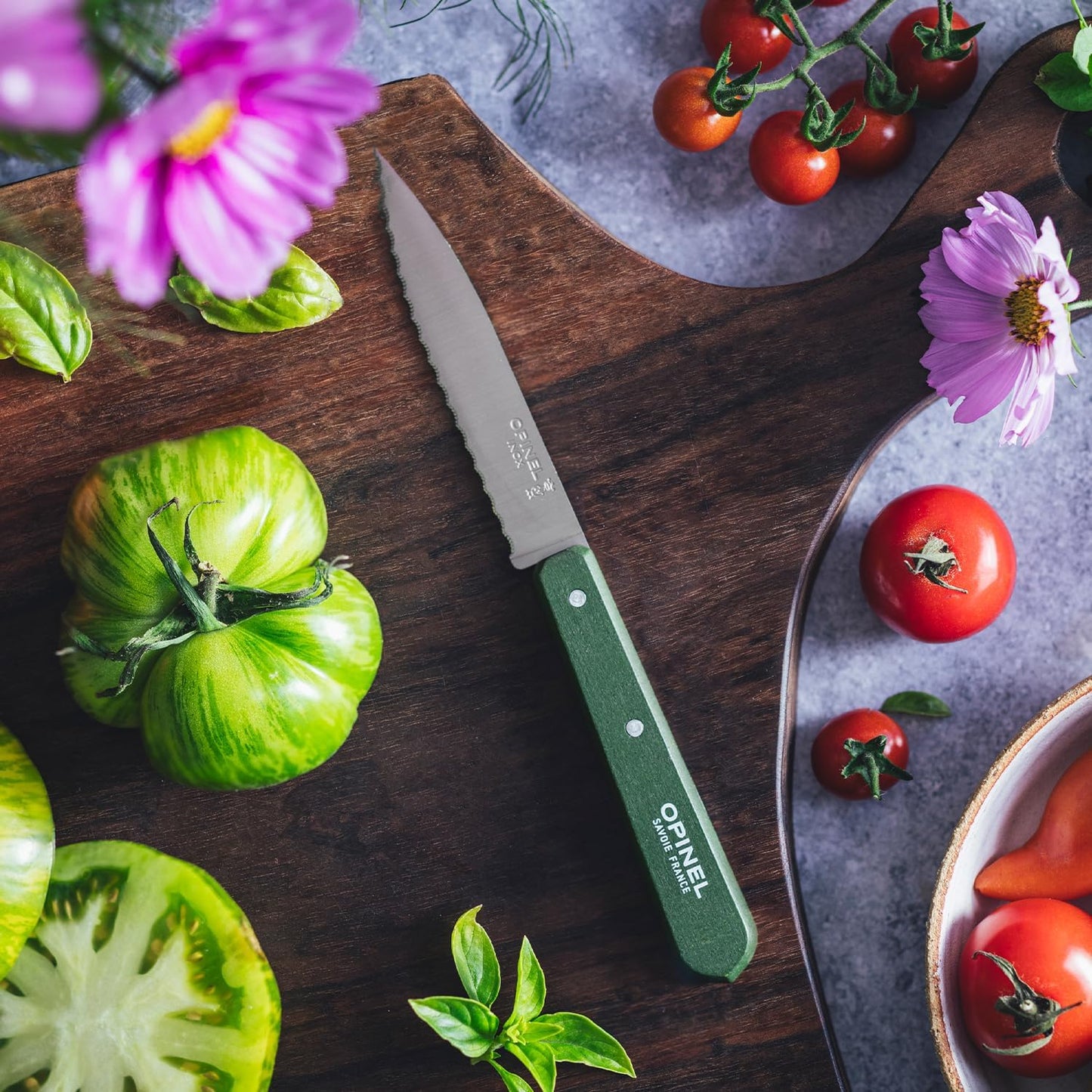 No. 113 Essential Paring Knife, Serrated Edge, Hornbeam (Natural)