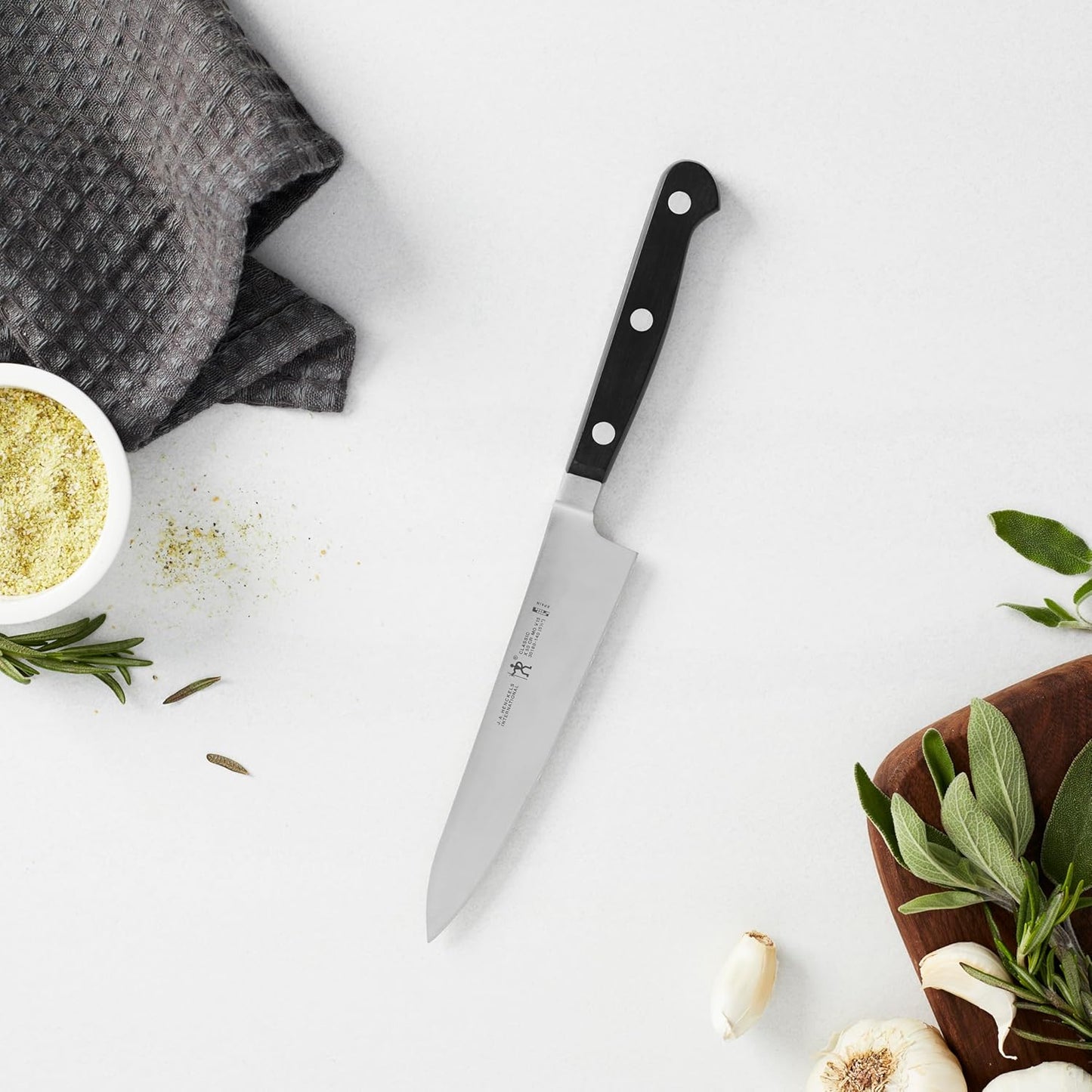 HENCKELS Classic Razor-Sharp 2-Piece Knife Set, Santoku Knife 5 Inch, Paring Knife, German Engineered Informed by 100+ Years of Mastery, Black/Stainless Steel