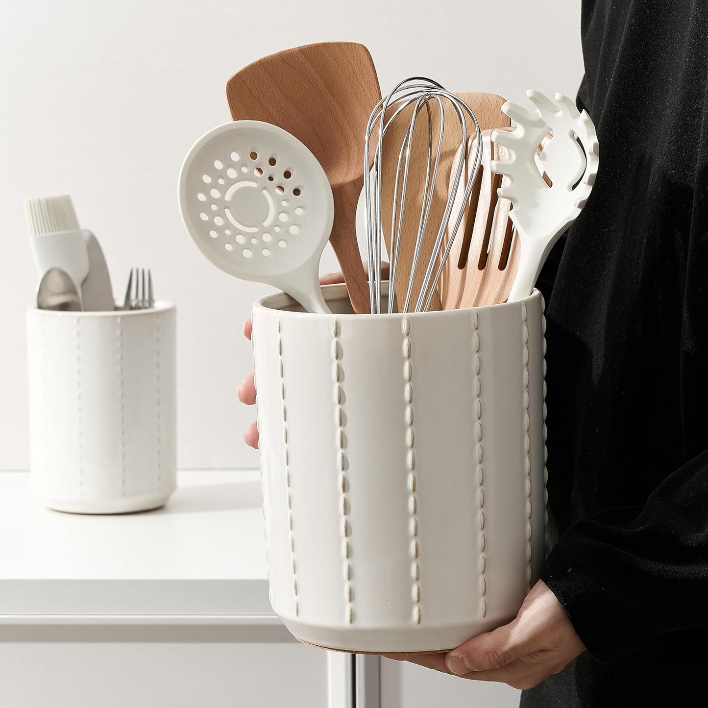 JIEMEI HOME Kitchen Utensil Holder, Large 7.5"+6.2" Petal Ceramic Utensil Crock for Countertop, Utensil Holder with Cork Mat, Morden Utensil Organizer for Spatula, Kitchen Decor, Set of 2, Purple