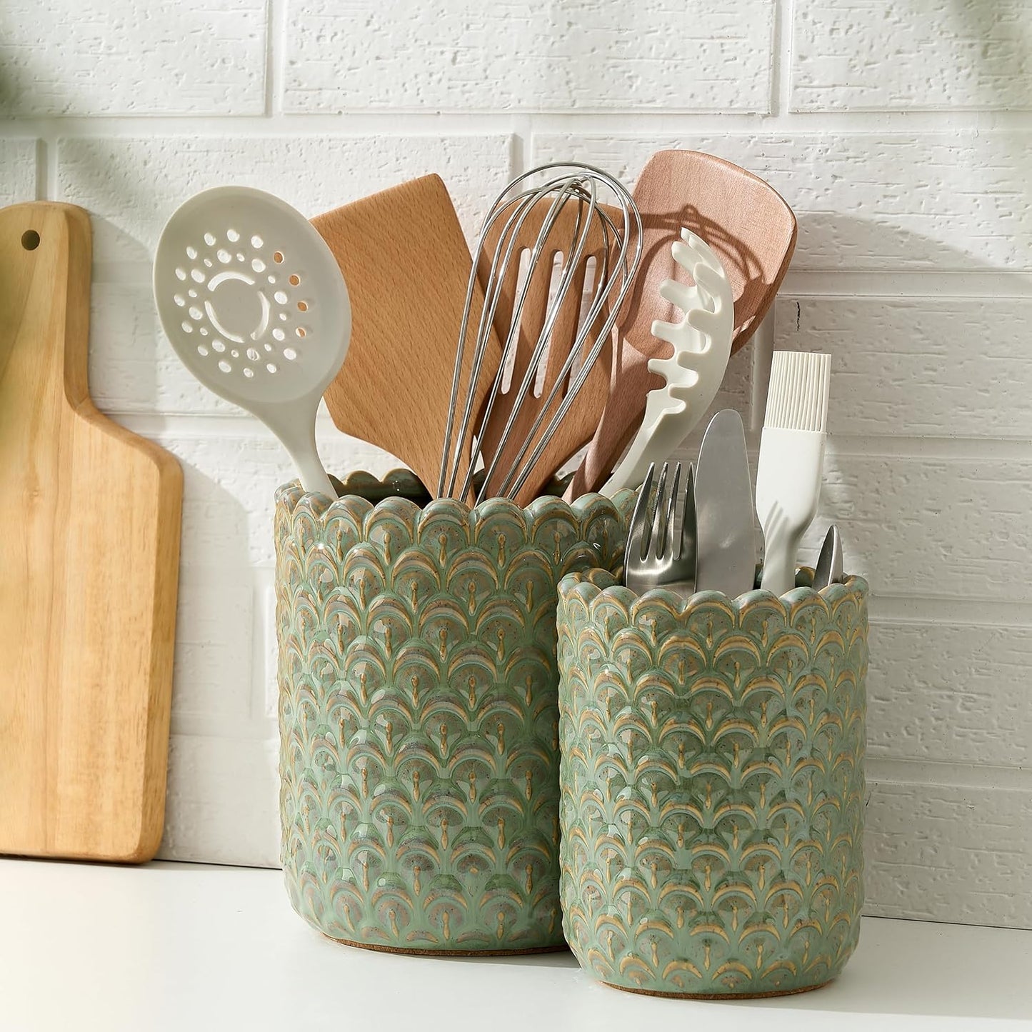 JIEMEI HOME Kitchen Utensil Holder, Large 7.5"+6.2" Petal Ceramic Utensil Crock for Countertop, Utensil Holder with Cork Mat, Morden Utensil Organizer for Spatula, Kitchen Decor, Set of 2, Purple
