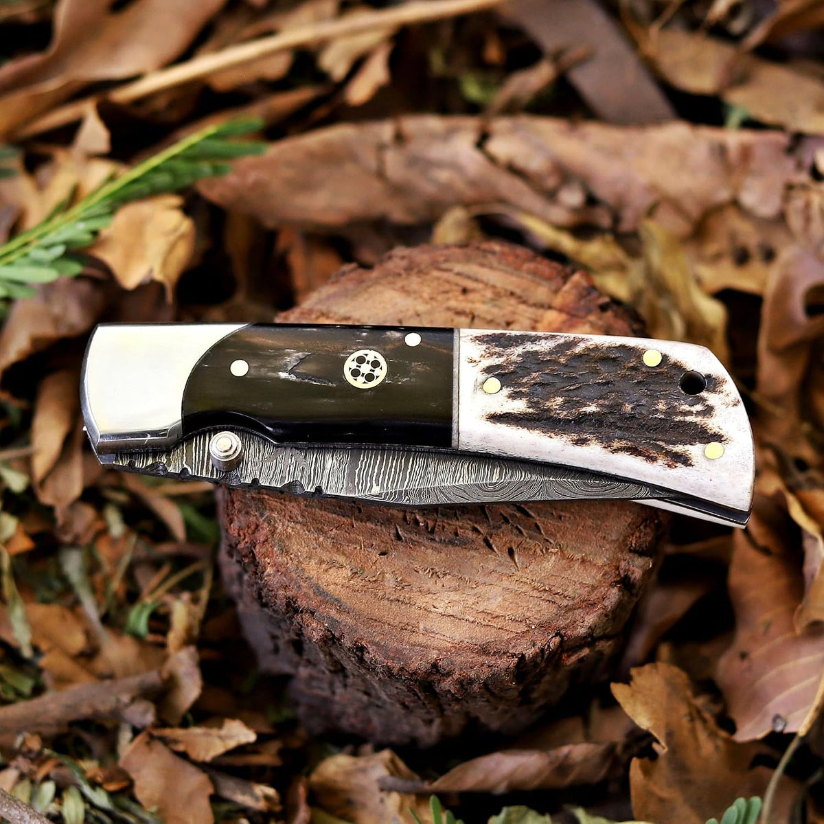 Handcrafted Damascus Steel Rus Lock Pocket Knife with, Traditional Folding Blade, Everyday carry, with leather sheath (Ram)