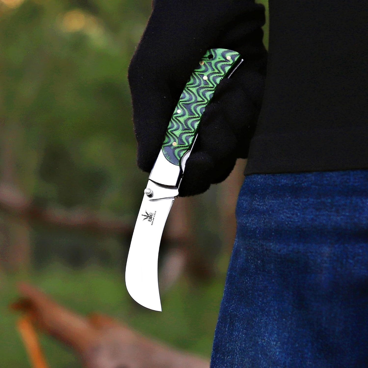 Handcrafted Damascus Steel Rus Lock Pocket Knife with, Traditional Folding Blade, Everyday carry, with leather sheath (Ram)