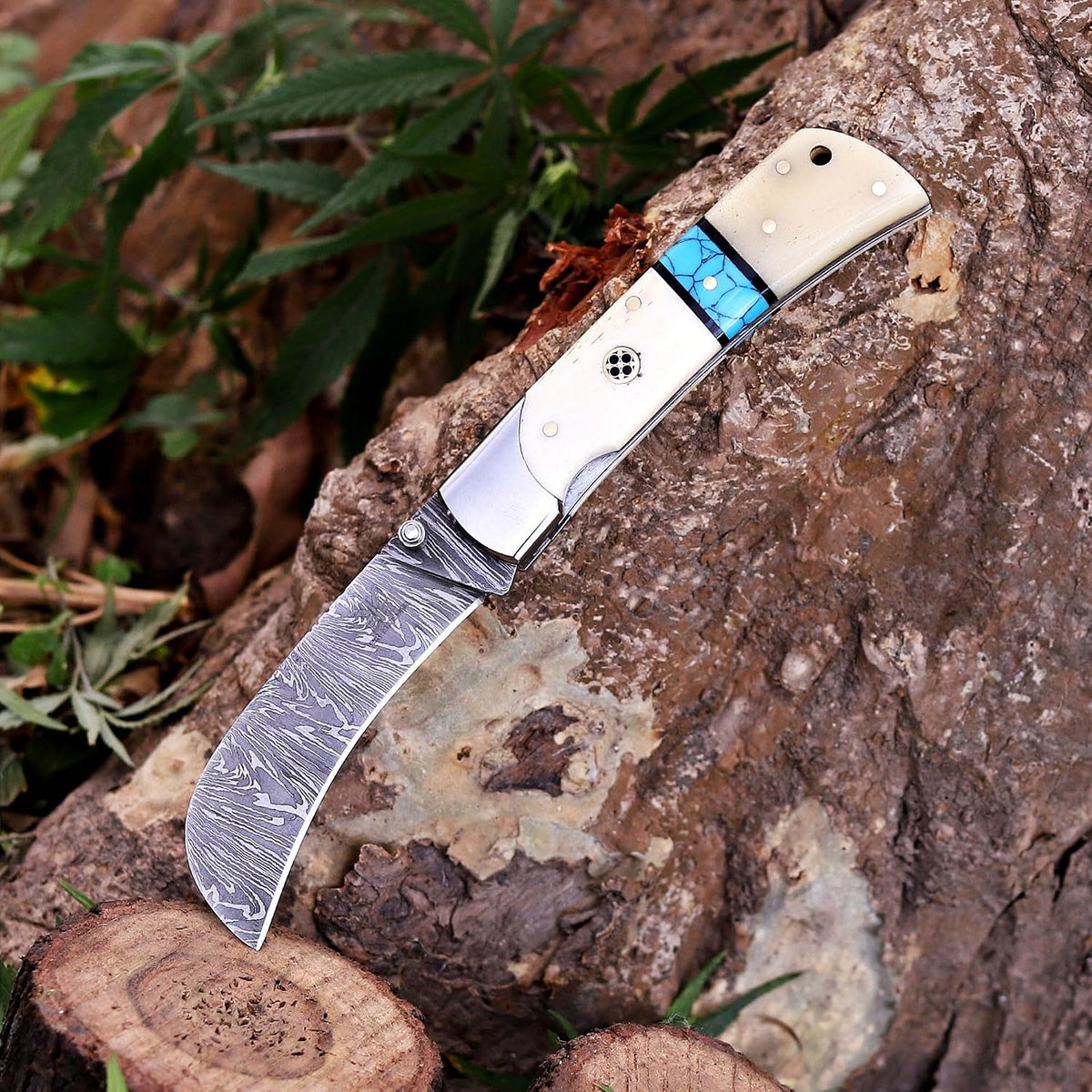 Handcrafted Damascus Steel Rus Lock Pocket Knife with, Traditional Folding Blade, Everyday carry, with leather sheath (Ram)