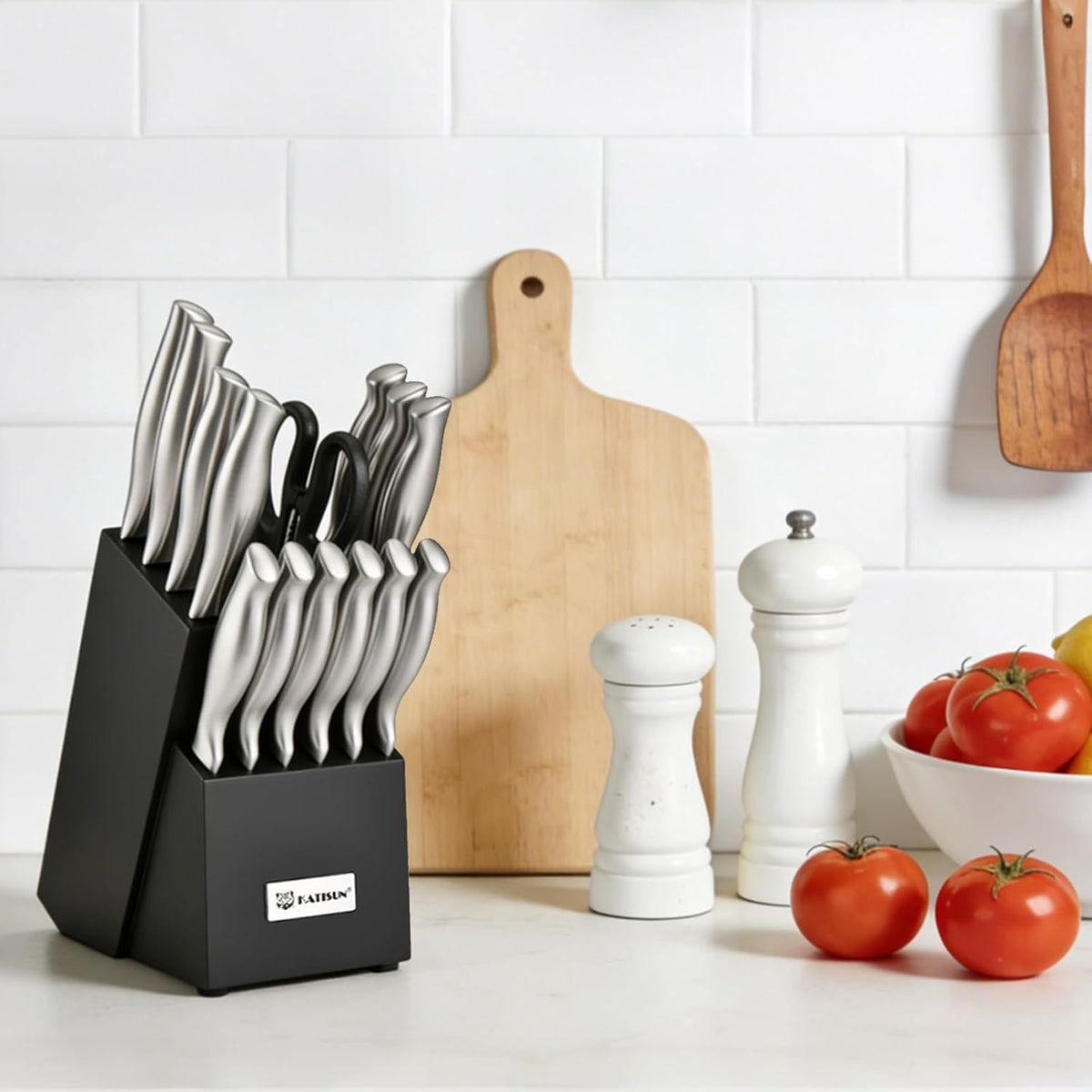 Knife Set, 15-Piece Kitchen Knife Block Sets with Built-in Sharpener, German Stainless Steel Knife Block Set, Dishwasher Safe