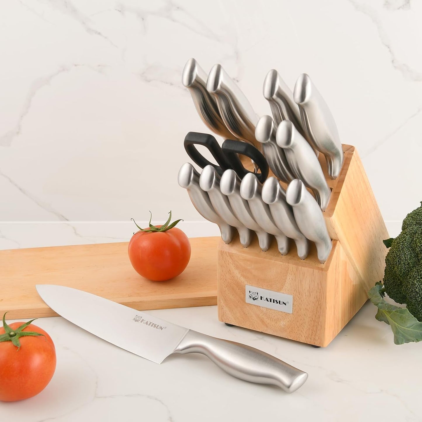Knife Set, 15-Piece Kitchen Knife Block Sets with Built-in Sharpener, German Stainless Steel Knife Block Set, Dishwasher Safe