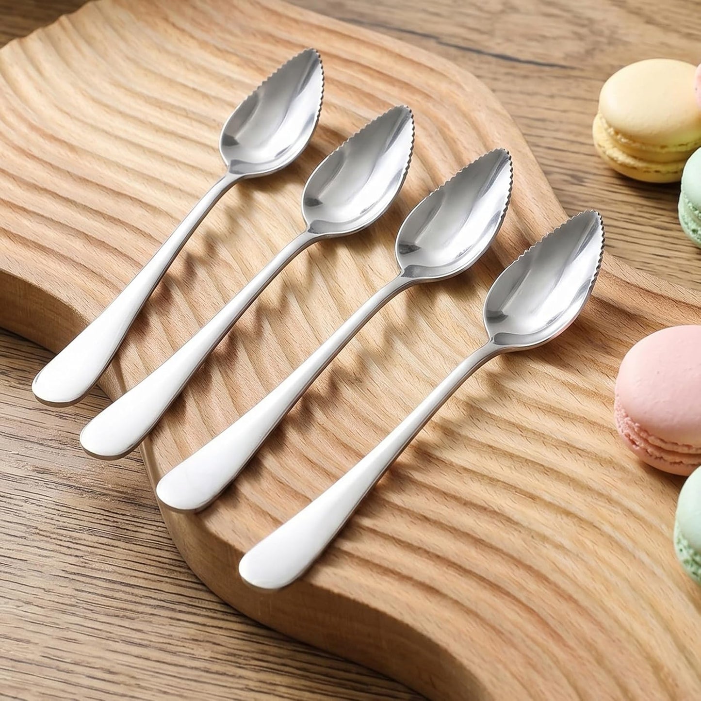 4 Pcs Grapefruit Spoon | Serrated Edge Stainless Steel Grapefruit Spoons, Perfect for Citrus, Kiwi Spoon & Fruit Salads, Easy to Use & Clean, Silver