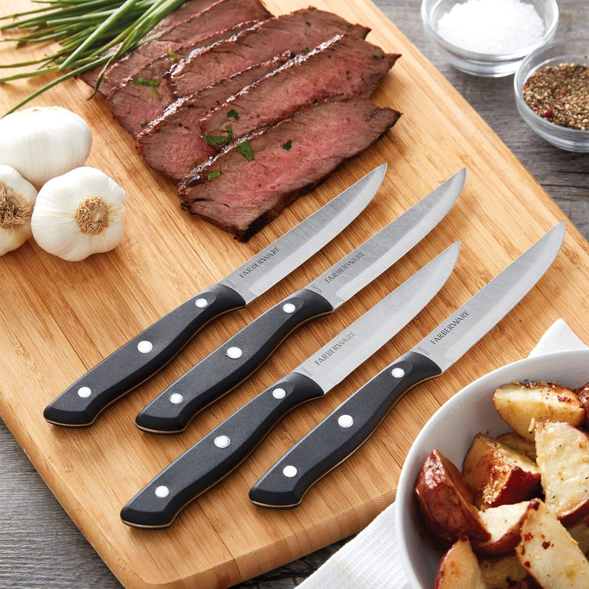 4-Piece Steak Knife Set, 4.5 Inch High-Carbon Stainless Steel Blades with Triple Rivet Handles - Sharp Steak Knives for Everyday Dining