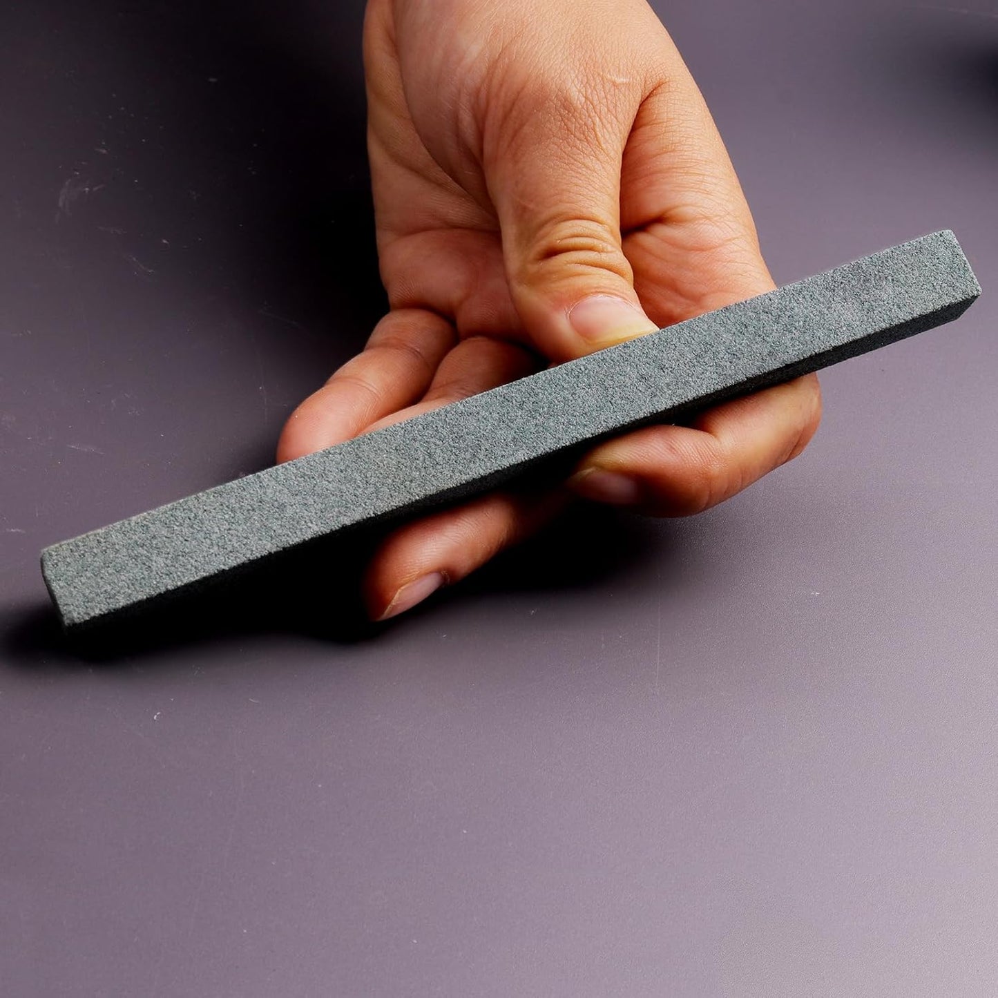Sharpening Stone Sticks,8pcs Square Green Carbon Oilstone Sanding Bar for sharpening cutting tools, Honing Steel Tool (5.9 * 0.47 * 0.47Inch)